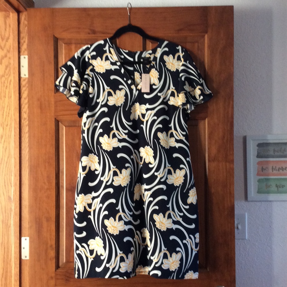 Ladies Petite Ann Taylor Floral Dress